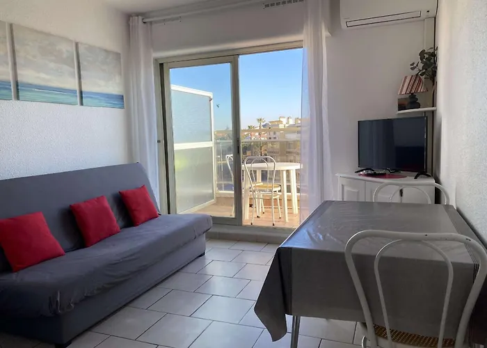 Apartman T1 Avec Terrasse, Parking & Climatisation A - Fr-1-553-283 *